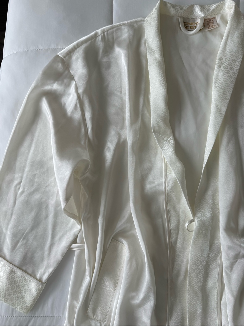vintage vs robe - Picture 3 of 7